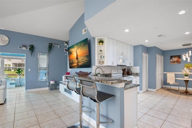 Building Photo - 713 Manchester Woods Dr