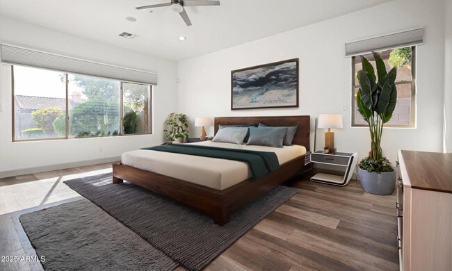 Building Photo - 1705 W Parnell Dr