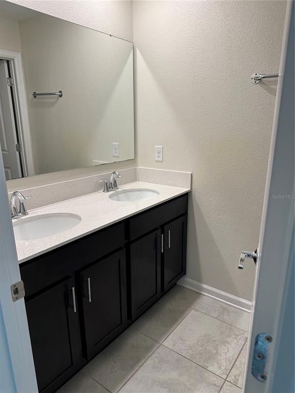 Building Photo - 4427 Blackbird St