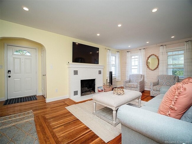 Building Photo - 30 Seaview Ave