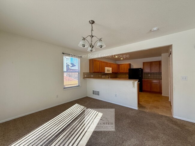 Building Photo - 7395 Creekfront Dr