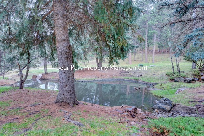 Building Photo - Charming 2-Bedroom Condo in Genesee!