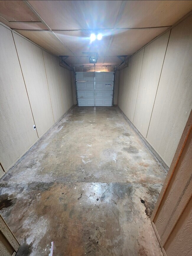 Building Photo - 4706 Bowie Dr