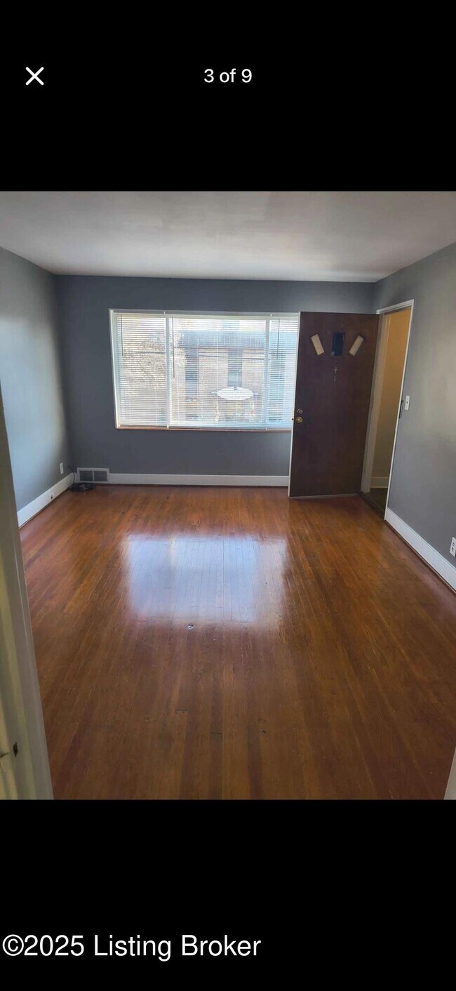 Building Photo - 3821 Nanz Ave