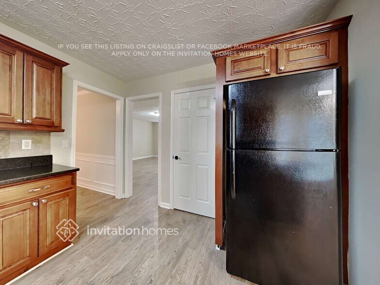 Building Photo - 3254 Baymount Way