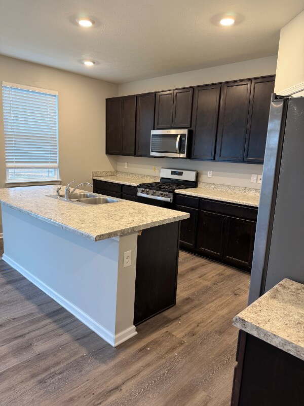 Building Photo - 7214 Griffon Ln