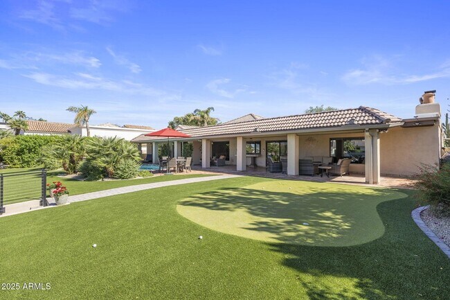 Building Photo - 7620 E Vía Del Placito