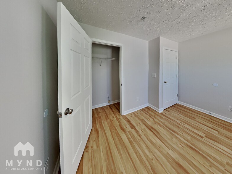 Building Photo - 14304 Waldrop Cove