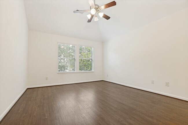 Building Photo - 9318 Rainbluff Ln