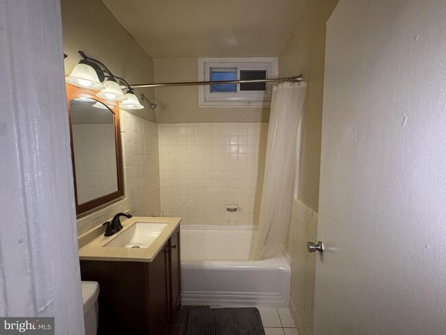 Building Photo - 4809 4th St NW