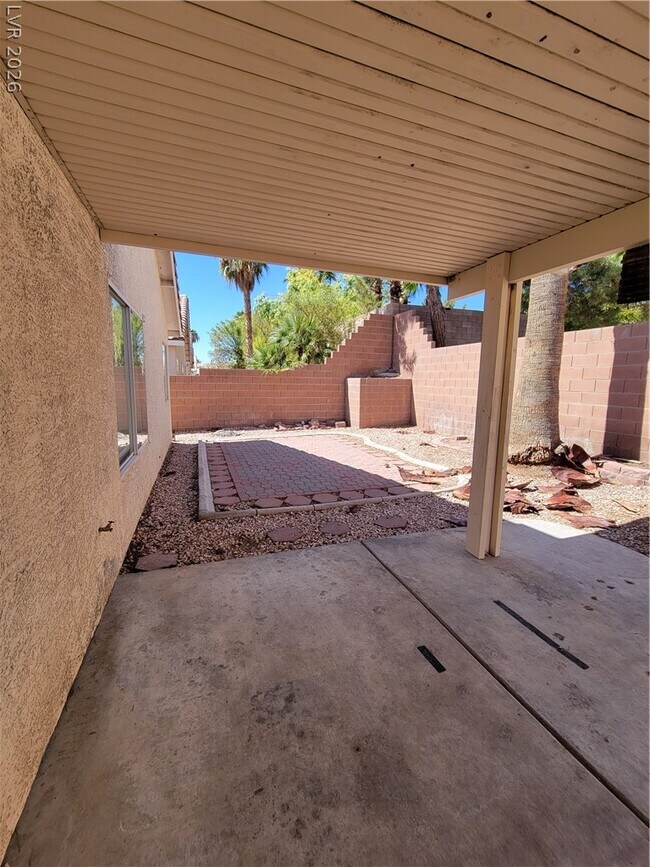 Building Photo - 7445 Tumbling St