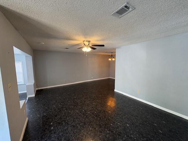 Building Photo - 333 Edge Ave