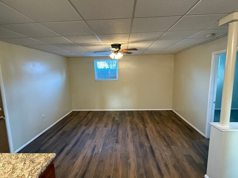 Building Photo - 2965 Columbus St