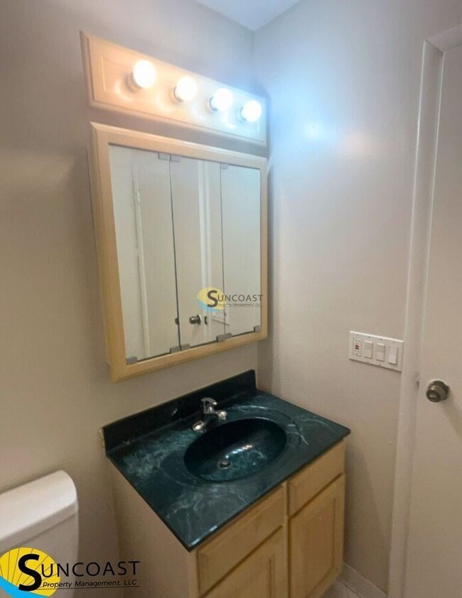 Building Photo - 5665 Enchanted Dr