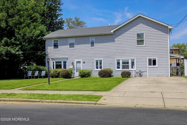 Building Photo - 265 Norgrove Ave