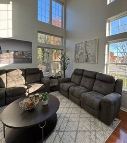 Building Photo - 9363 Rainsford Dr