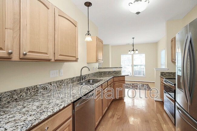 Building Photo - 12144 Cane Branch Way