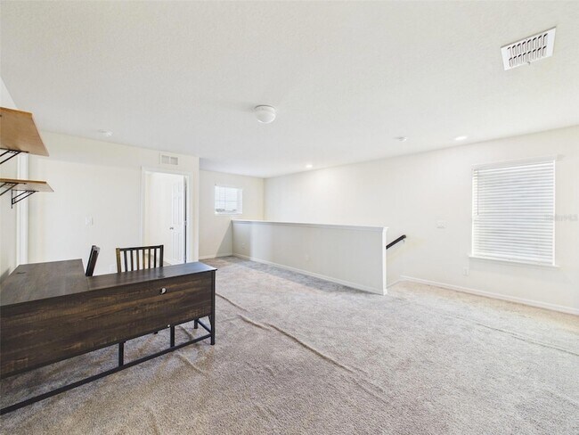 Building Photo - 5164 Chickadee St