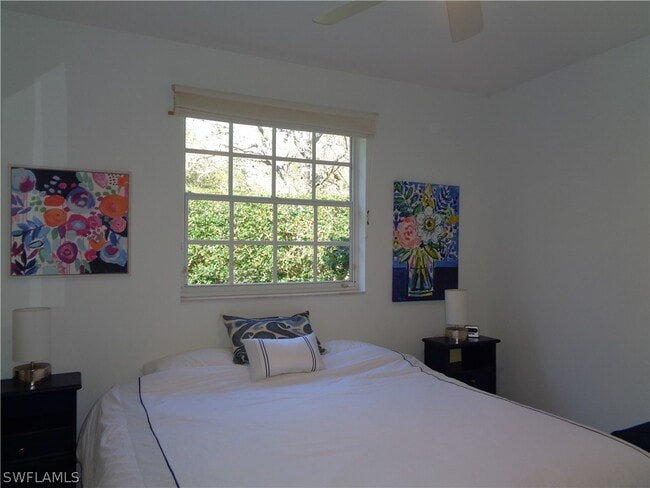 Building Photo - 515 Laguna Royale Blvd