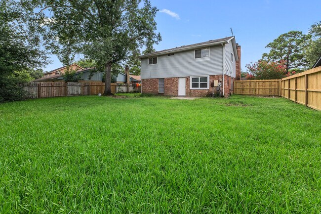 Building Photo - 7018 Stoney River Dr