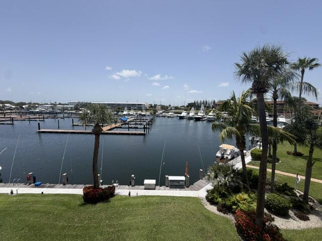 Building Photo - 29 Yacht Club Dr