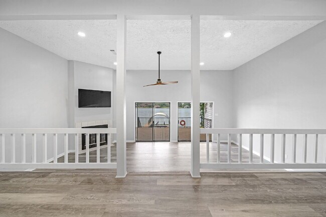 Building Photo - Experience the ultimate in lakefront lifes...