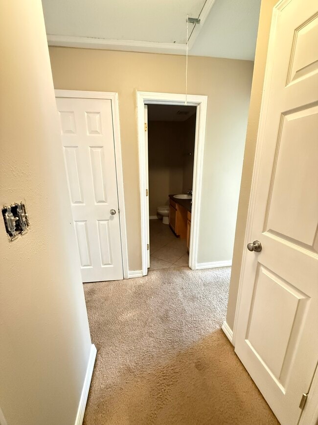 Building Photo - 1625 Martin Bluff Rd