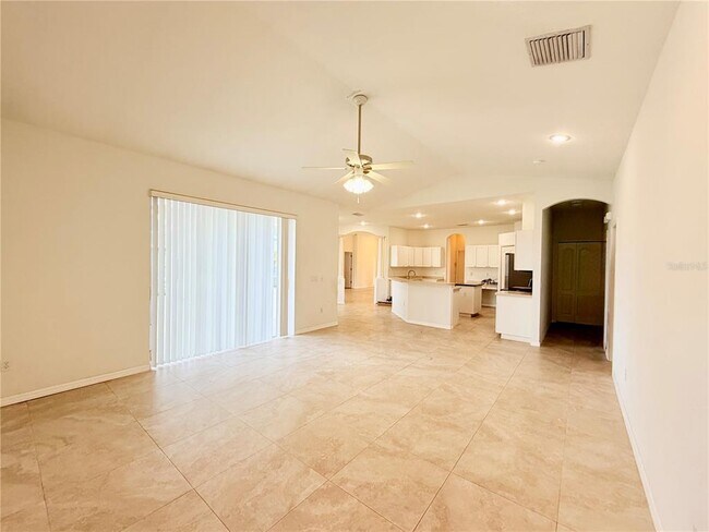 Building Photo - 14606 Coral Berry Dr