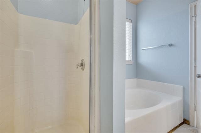 Building Photo - 104 Harvest Hill Ln