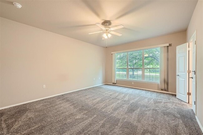 Building Photo - 120 Muir Ct