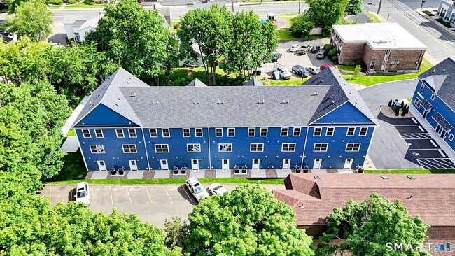 Building Photo - 70 Whiting St