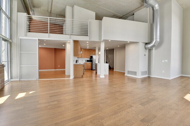 Building Photo - $3,100 - 2 Bed, 2 Bath Lofted Condo in Den...