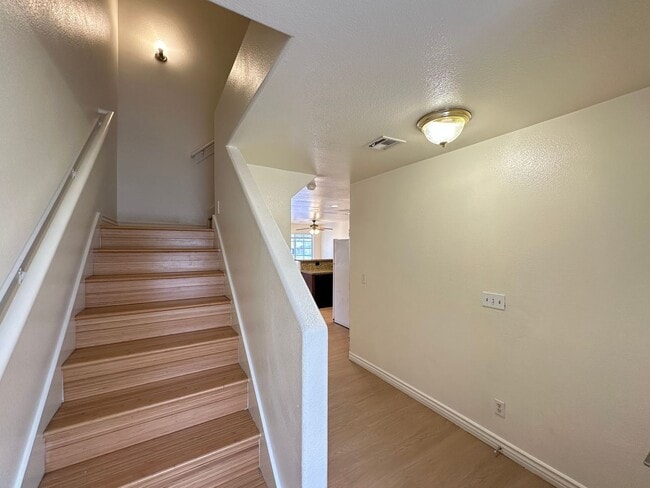 Building Photo - CORTE MADERA