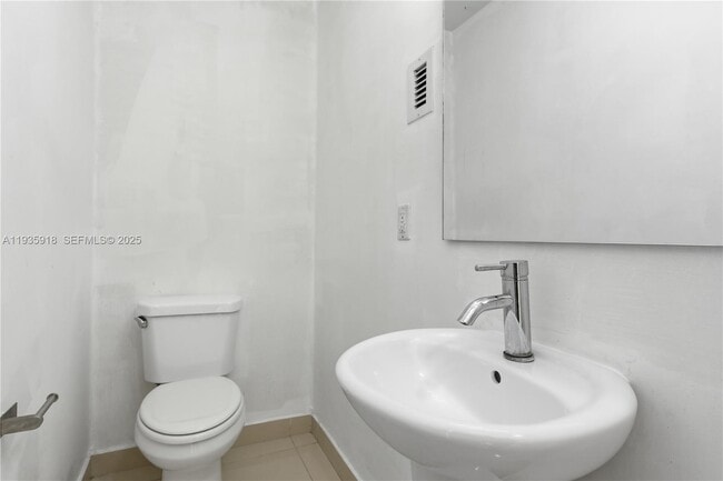 Building Photo - 13724 SW 259th St