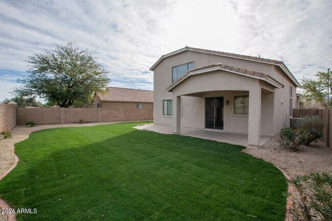 Building Photo - 3690 E Janelle Ct