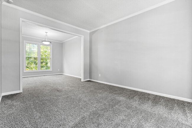 Building Photo - 6128 157th St