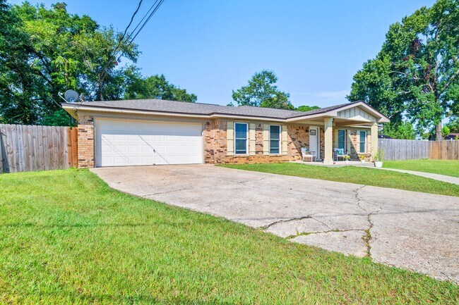 Building Photo - 4570 Yacht Harbor Dr