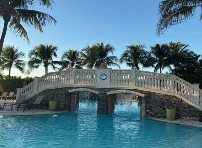 Building Photo - 9560 Trevi Ct