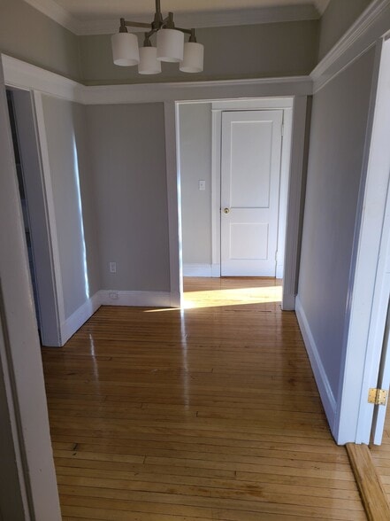 Building Photo - 12 Farrington Ave