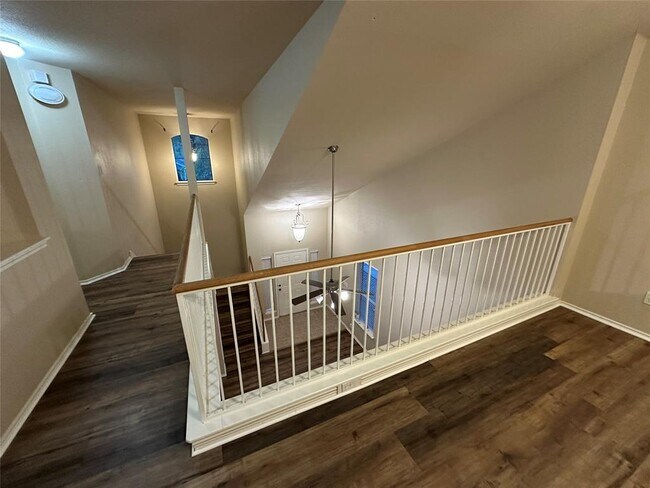 Building Photo - 10214 Maydelle Dr