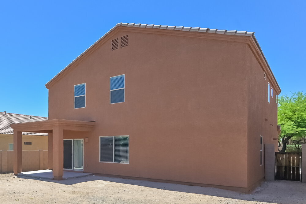 Building Photo - 207 E Calle Vivaz
