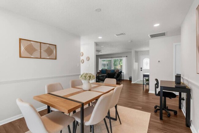 Building Photo - 31178 Park Ridge Dr