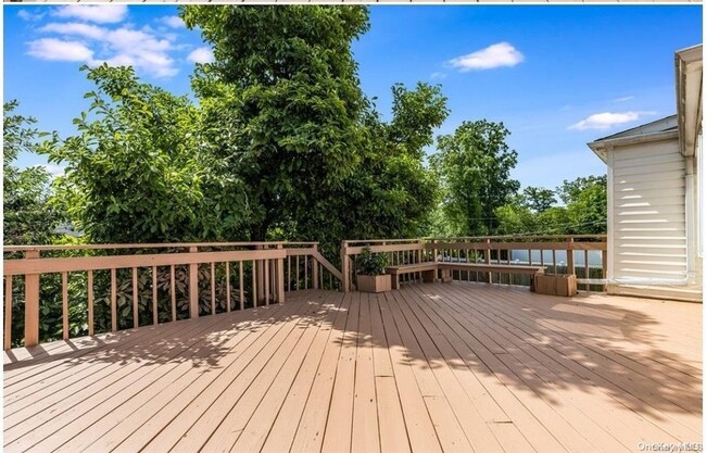 Building Photo - 261 Gramercy Dr