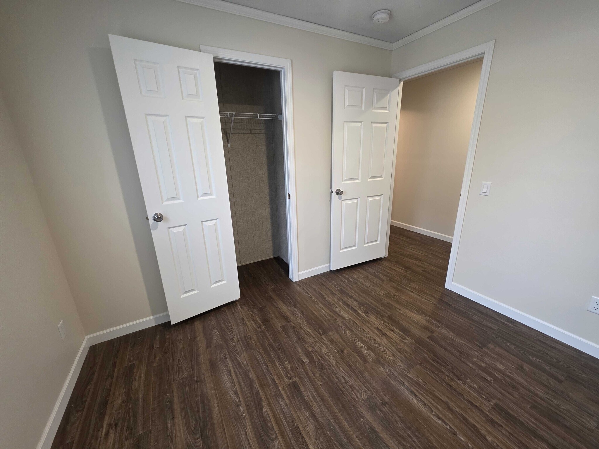 Building Photo - 3668 Willow Ct