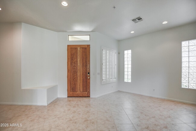 Building Photo - 7910 E Cholla St