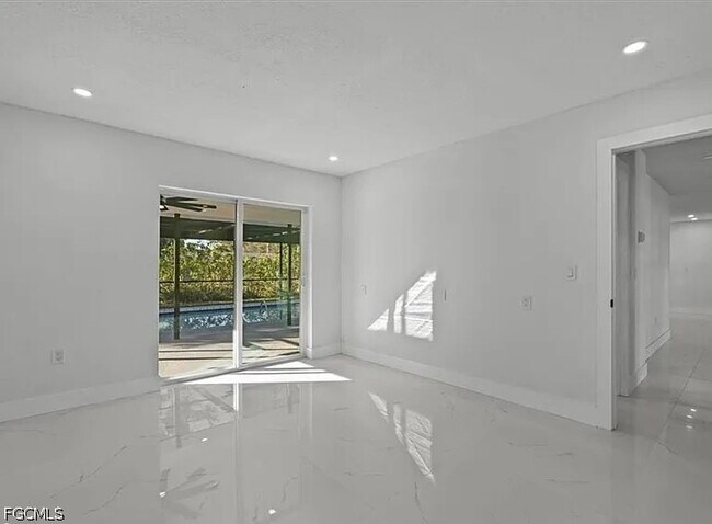 Building Photo - 3322 Savage Rd