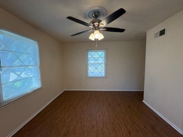 Building Photo - 8270 Chapin Rd