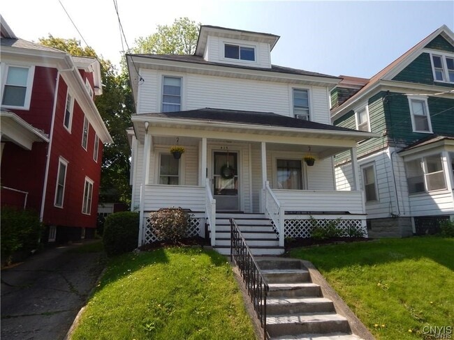 Building Photo - 415 Bryant Ave