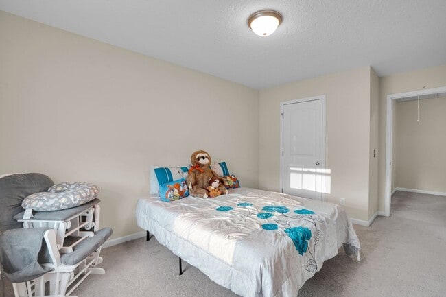 Building Photo - Like New Home for Rent in Hinesville!