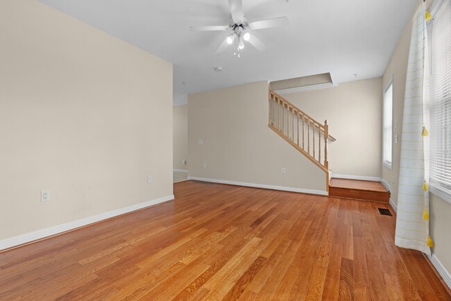 Building Photo - 179 Littleton Rd